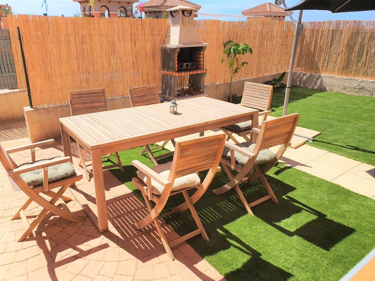 Espacioso Apartamento Con Preciosos Jardines Y Bbq Исла-Плана Экстерьер фото