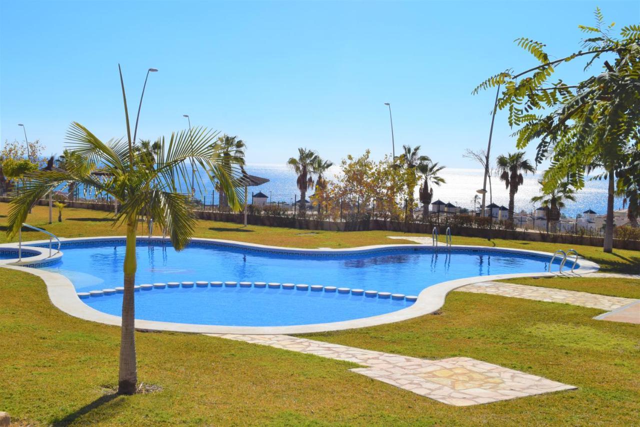 Espacioso Apartamento Con Preciosos Jardines Y Bbq Исла-Плана Экстерьер фото