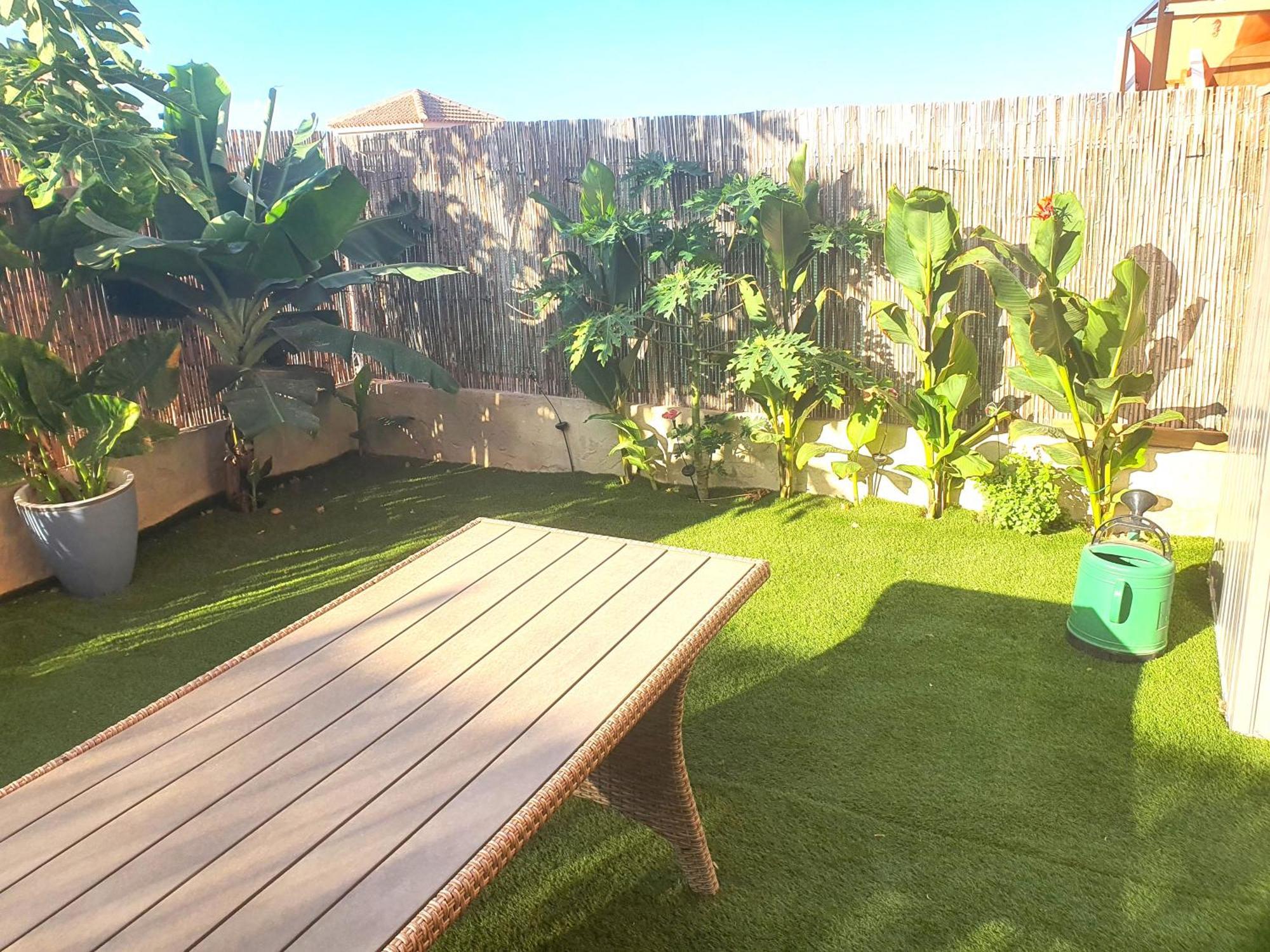 Espacioso Apartamento Con Preciosos Jardines Y Bbq Исла-Плана Экстерьер фото