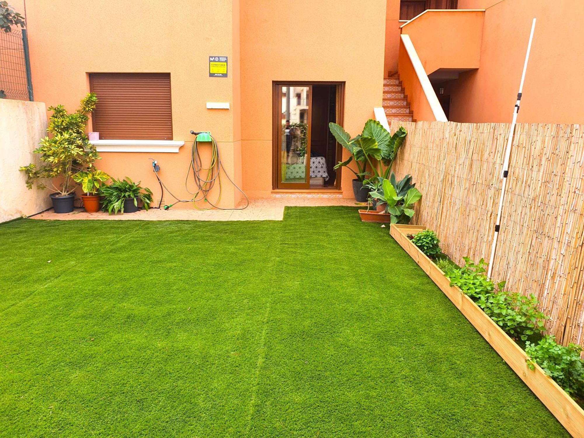 Espacioso Apartamento Con Preciosos Jardines Y Bbq Исла-Плана Экстерьер фото